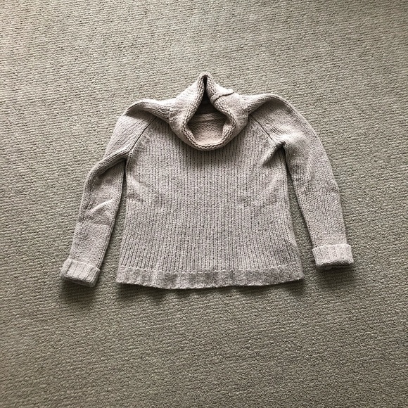 Knitted Turtleneck - Picture 3 of 4